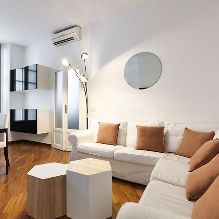 Charming San Babila Apt. Milano Dış mekan fotoğraf